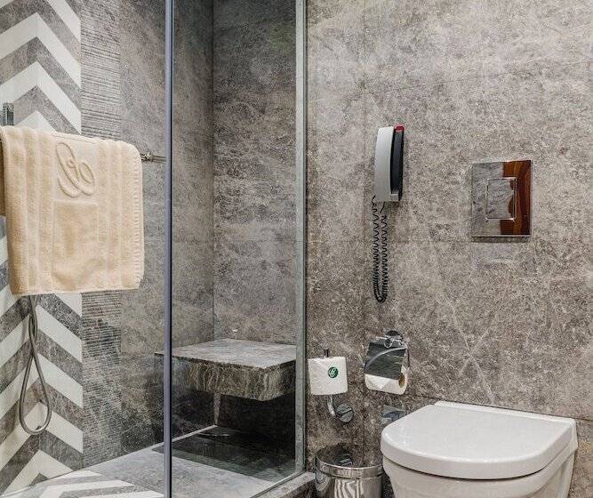 غرفة قياسية, The Arkin Colony