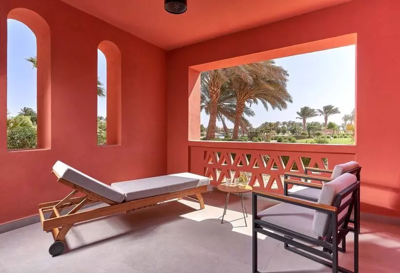سوئیت جونیور با تخت بزرگ, Steigenberger Golf Resort El Gouna