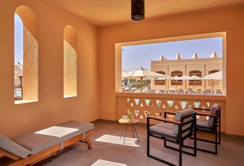 سوییت جونیور, Steigenberger Golf Resort El Gouna