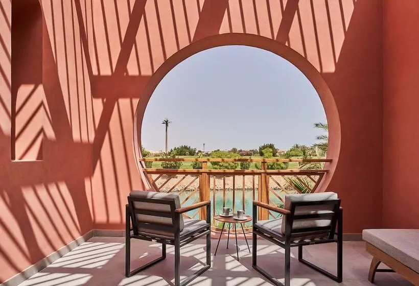سوئیت جونیور با تخت بزرگ, Steigenberger Golf Resort El Gouna