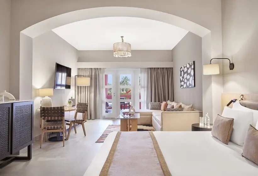 سوئیت جونیور با تخت بزرگ, Steigenberger Golf Resort El Gouna