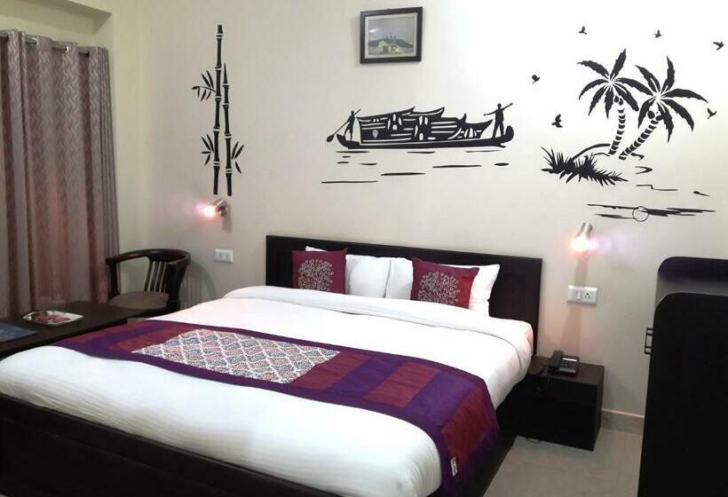 חדר דלוקס, Avlokan  Near Kainchi Dham Mandir