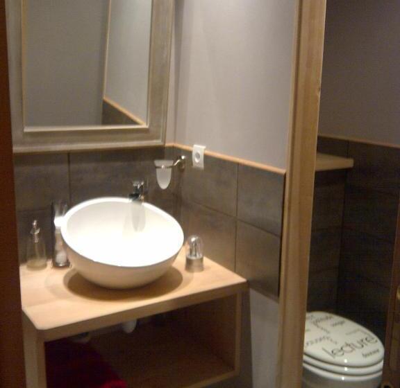 컴포트 트리플 룸, Domaine De Maleval