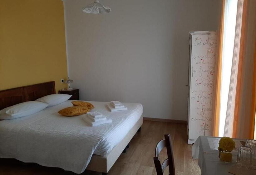 スタンダードルーム, La Quercia