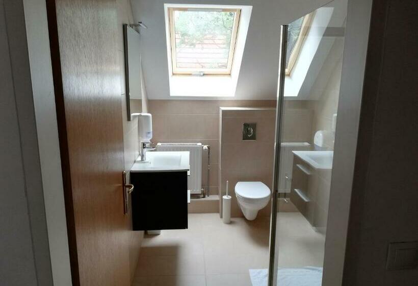 스탠다드 룸, Levanda Panzió