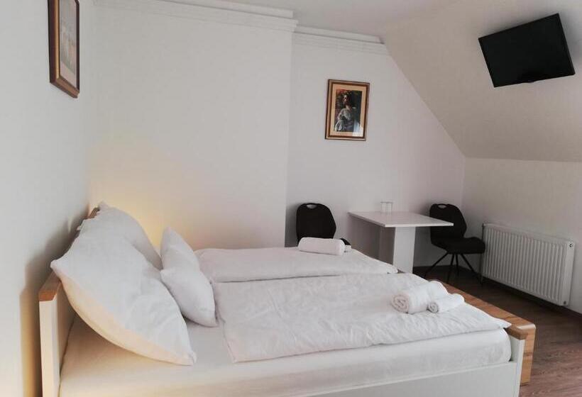 스탠다드 룸, Levanda Panzió