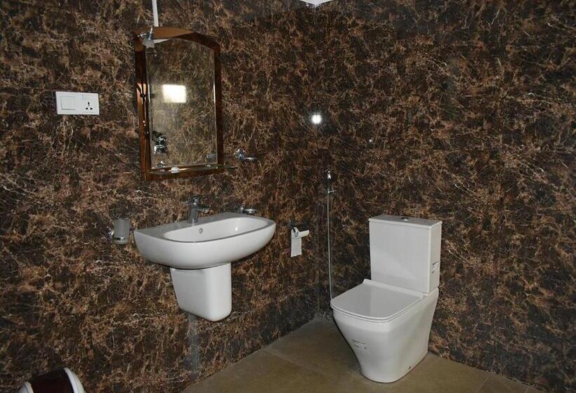 家庭套房, Capital Resort Inn