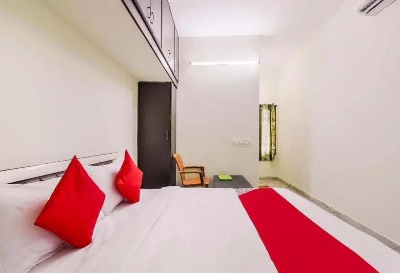 トリプルクラシックルーム, O Kartikeya Park View Residency