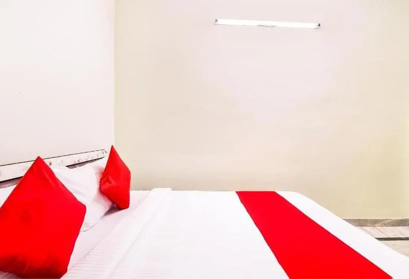 デラックストリプルルーム, O Kartikeya Park View Residency