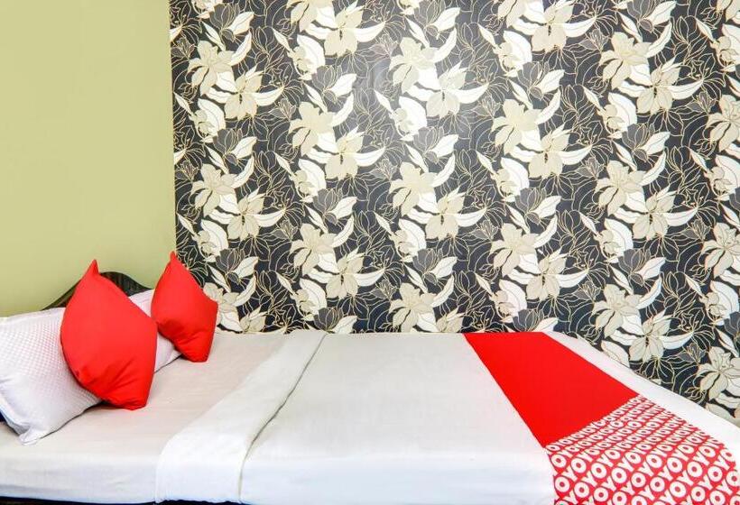 חדר קלאסי לשלושה, Oyo 75326  Shri Sai Palace