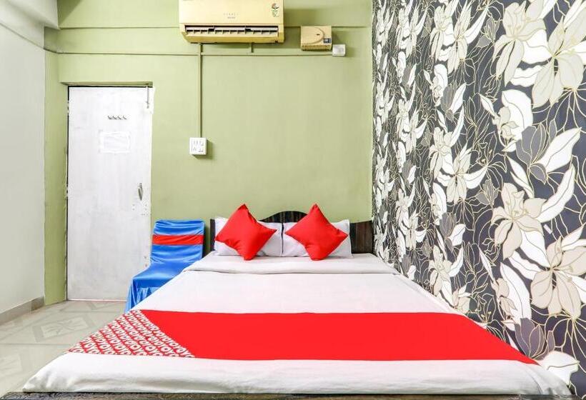Трехместный Номер Классика, Oyo 75326  Shri Sai Palace