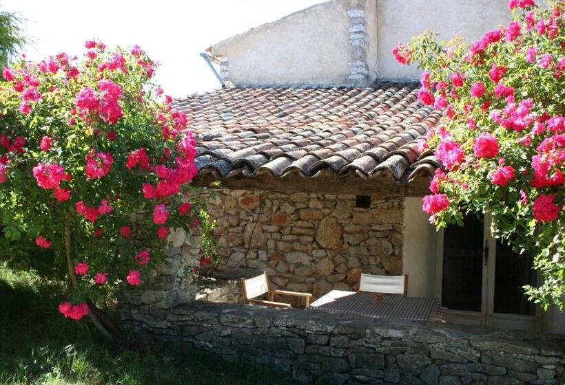 Номер Стандарт, Domaine De La Blaque   B&b