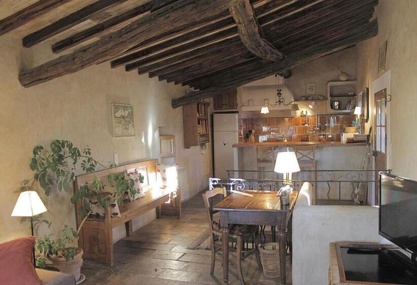 Дом 2 Спальни, Domaine De La Blaque   B&b