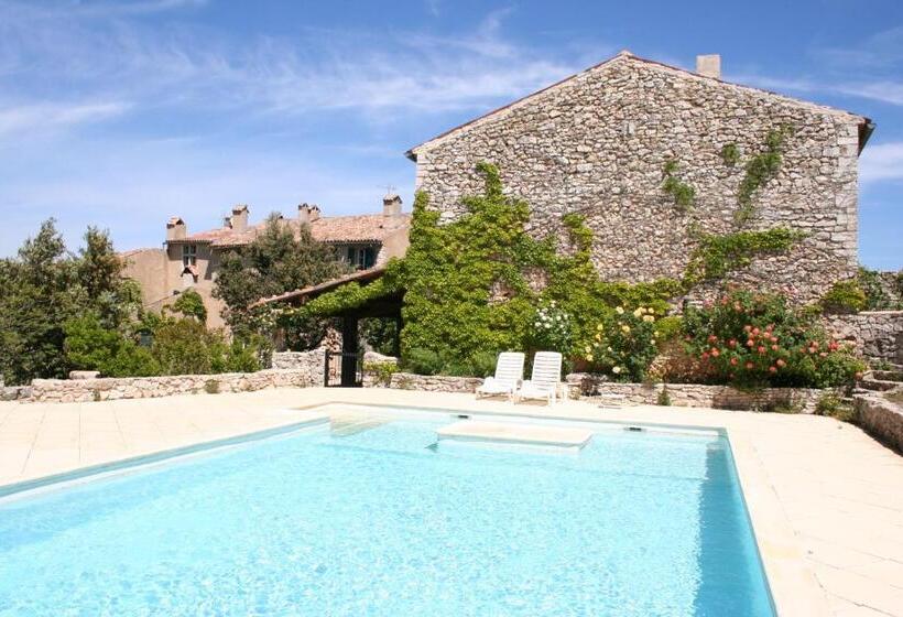 Номер Стандарт, Domaine De La Blaque   B&b