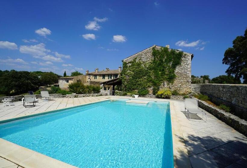 Номер Стандарт, Domaine De La Blaque   B&b