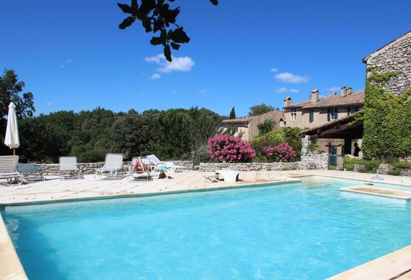Номер Стандарт, Domaine De La Blaque   B&b