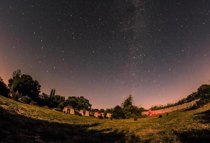 Дом 2 Спальни, Domaine De La Blaque   B&b