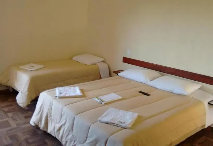 スタンダード４人部屋, Pousada Caminho De Minas