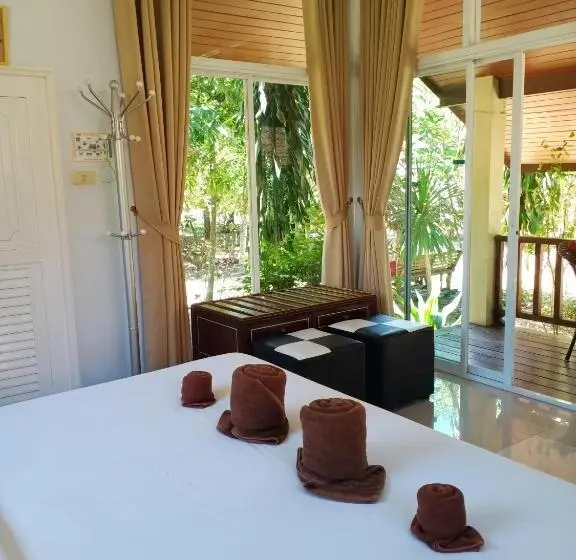 スーペリアーバンガロー, Wandee Resort Bankrut