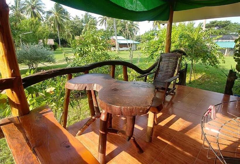Бунгало Стандарт, Wandee Resort Bankrut