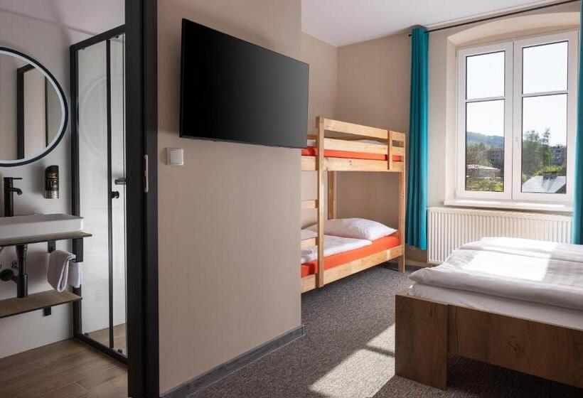 חדר סטנדרט לארבעה, Penzion Praděd Thamm