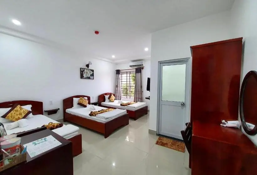 Economy Triple Room, Khách Sạn Thái Bình