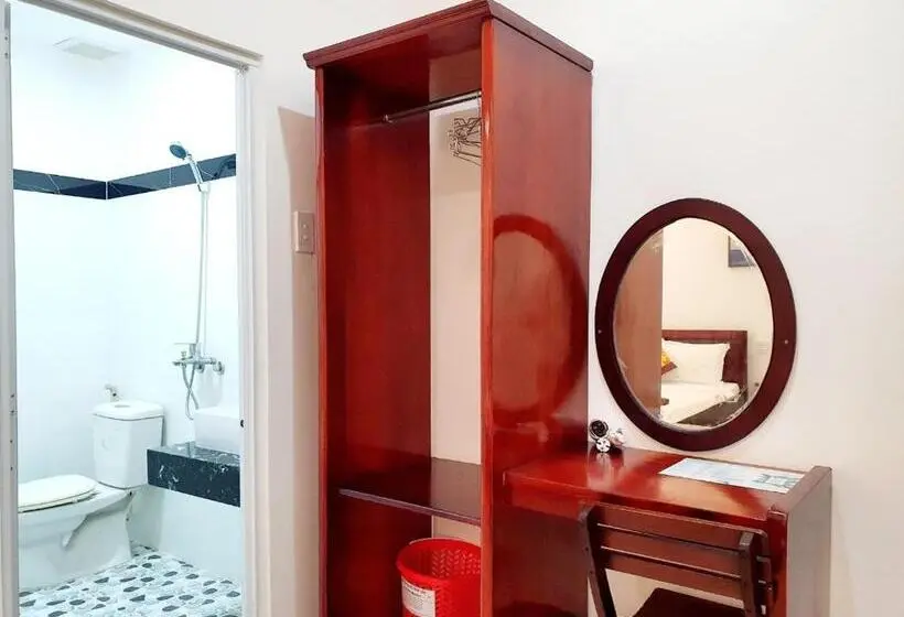 Economy Triple Room, Khách Sạn Thái Bình