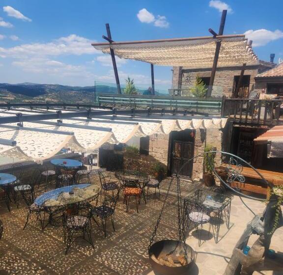 スタンダードルーム, Assos Sunset Boutique