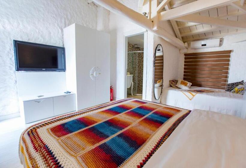 スーペリアールーム, Assos Sunset Boutique