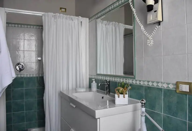 ダブルベッドのクラシックルーム, B&b & Residence Corte Bebbi