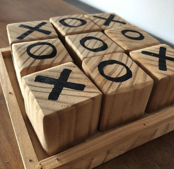 家庭山景房, Au Hangar