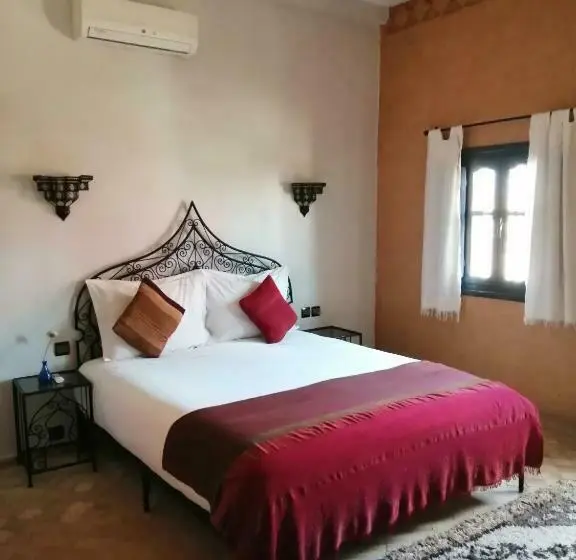 スタンダードルーム, Riad Bouchedor