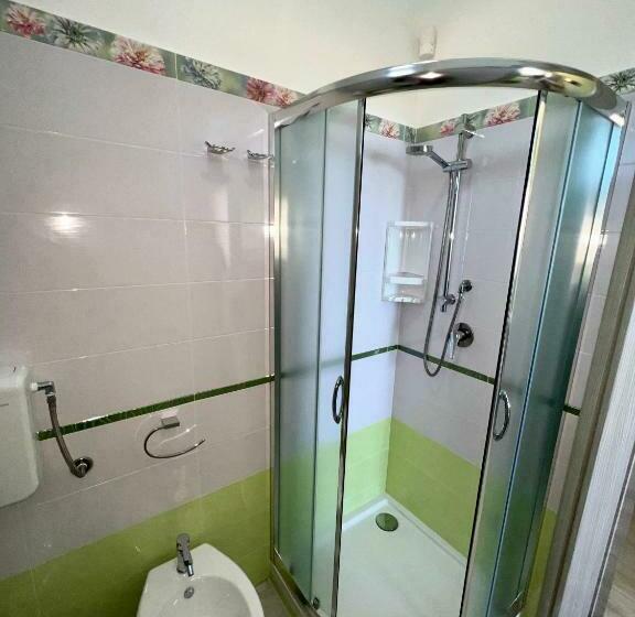 غرفة ديلوكس مطلّة علي البحر, Carrubella Santa Zita