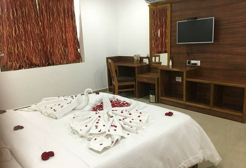 اتاق لوکس سه تخته, Agt Park