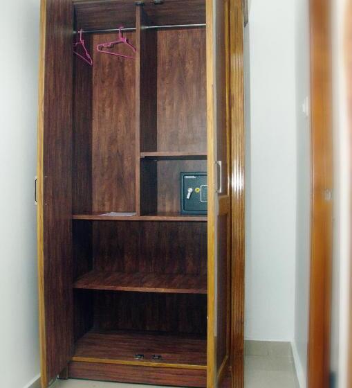 اتاق لوکس سه تخته, Agt Park