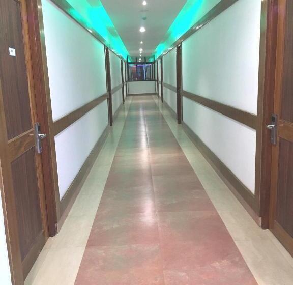 اتاق پریمیوم چهارنفره, Agt Park