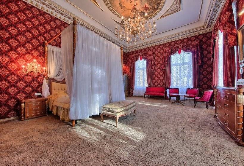 Королевский Люкс, Palace Yelizavetino