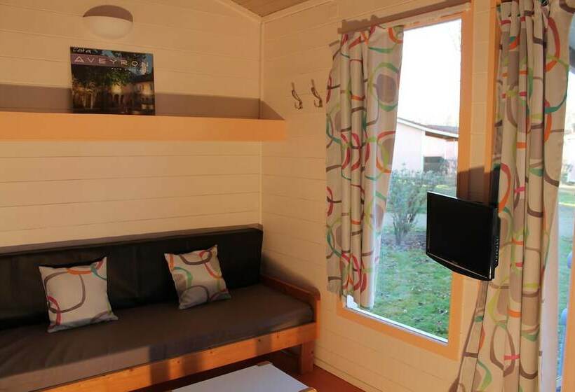 בקתת חדר, Le Hameau Des Genets