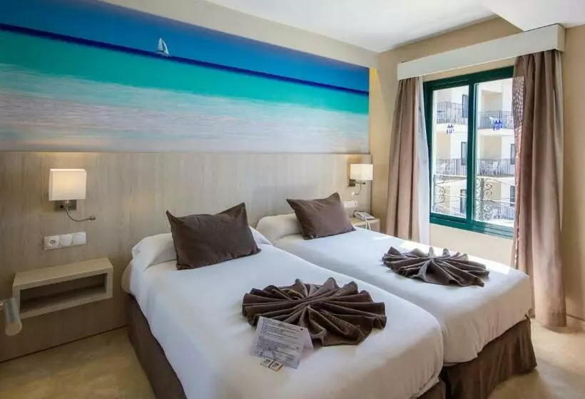 Huoneisto 1 Makuuhuone Allasnäkymä, Benalmadena Palace Spa