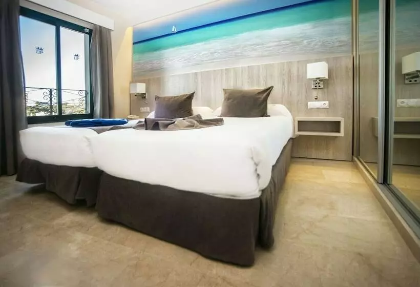 Huoneisto 1 Makuuhuone Sivuttainen Merinäkymä, Benalmadena Palace Spa