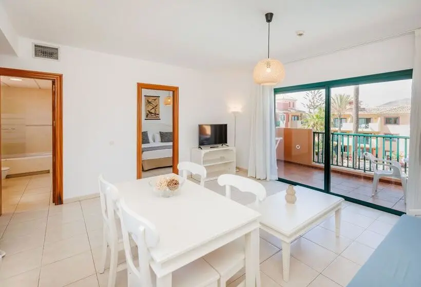 آپارتمان 1 خوابه با چشم‌انداز استخر, Bluesea Aloe Corralejo