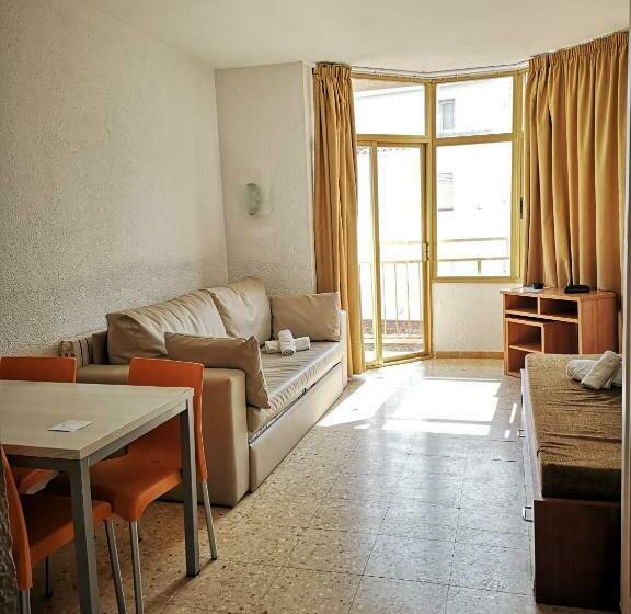 إستديو قياسى مزود بشرفة, Ar Bolero Park