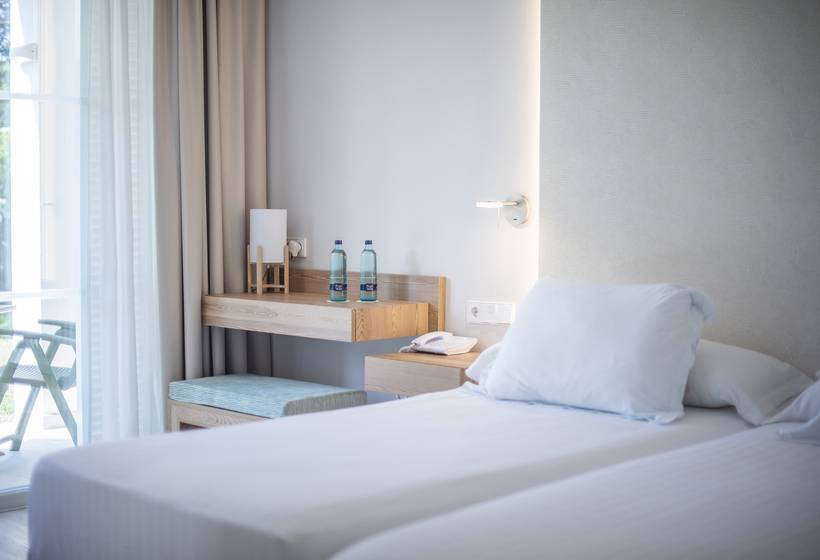 标准间, blau colònia sant jordi