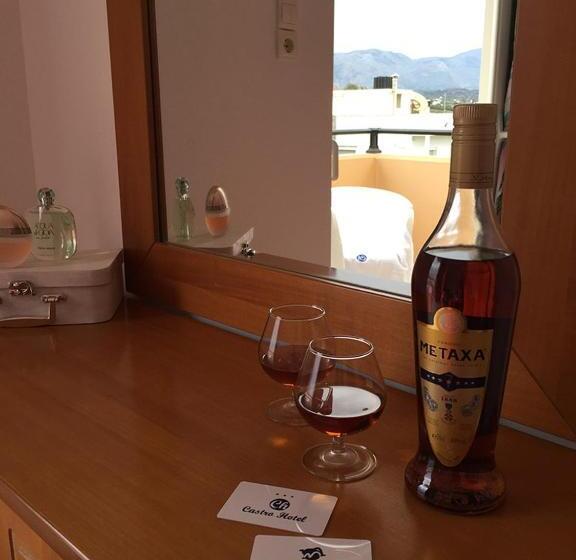 스탠다드 룸, Castro