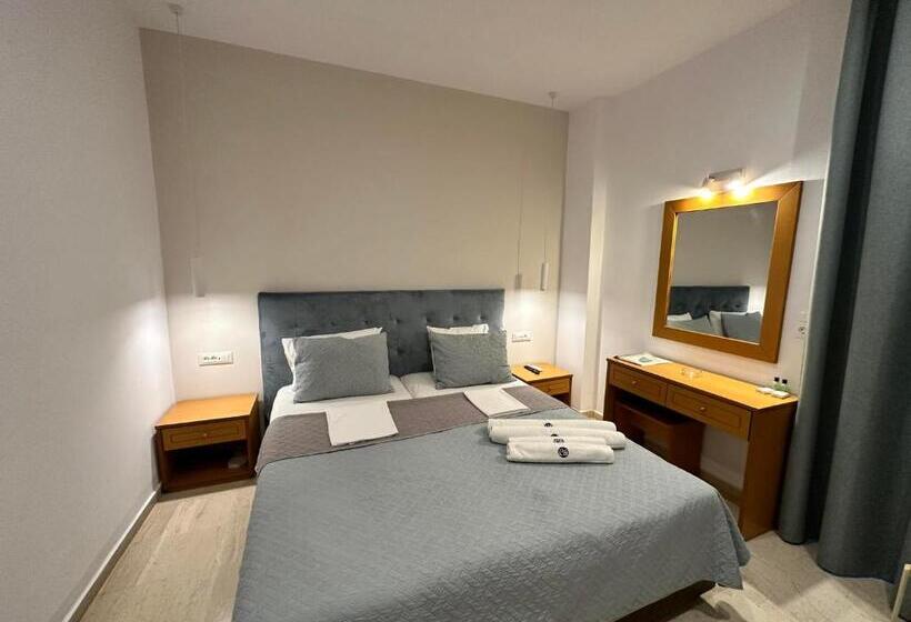 수피리어 싱글 룸, Castro