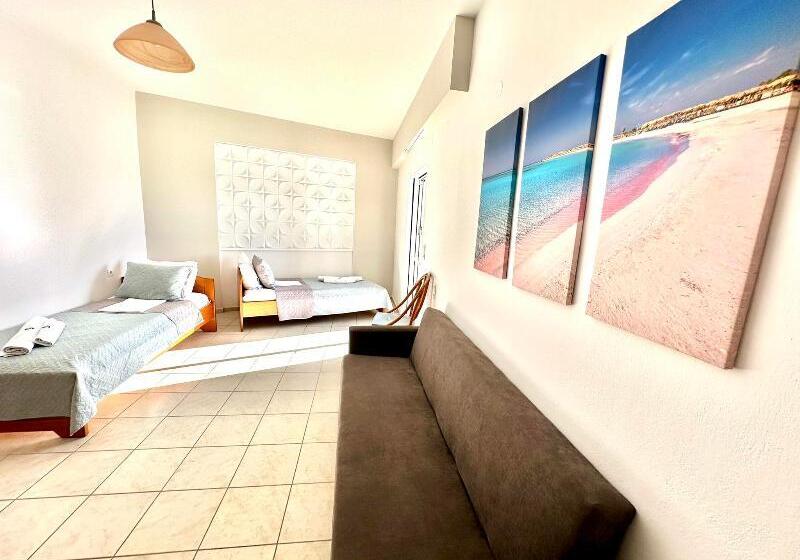 패밀리 룸, Castro