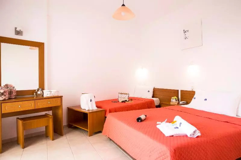Chambre Triple Standard, Castro