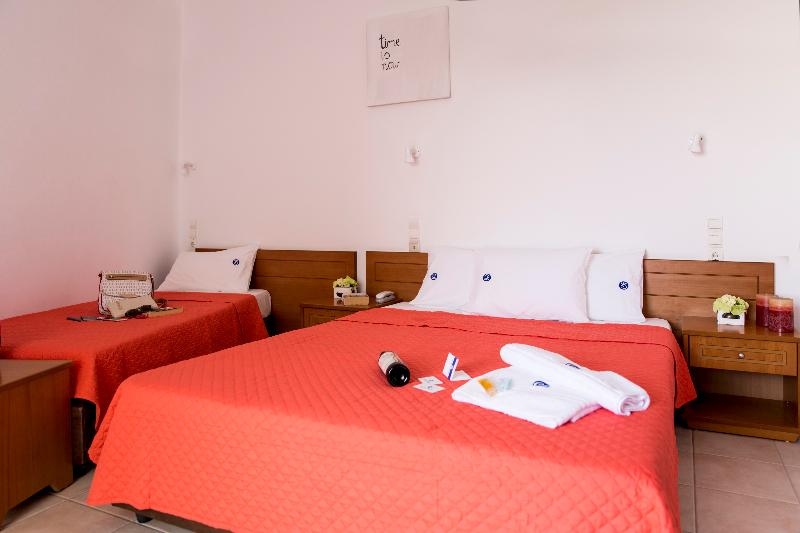 스탠다드 트리플 룸, Castro