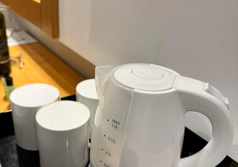 스탠다드 싱글 룸, Castro