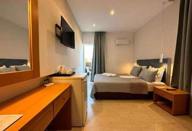 Chambre Triple Supérieure, Castro